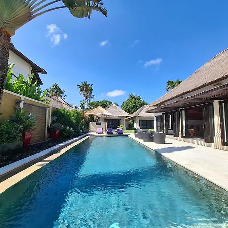 Villa Bugis Seminyak Εξωτερικό φωτογραφία