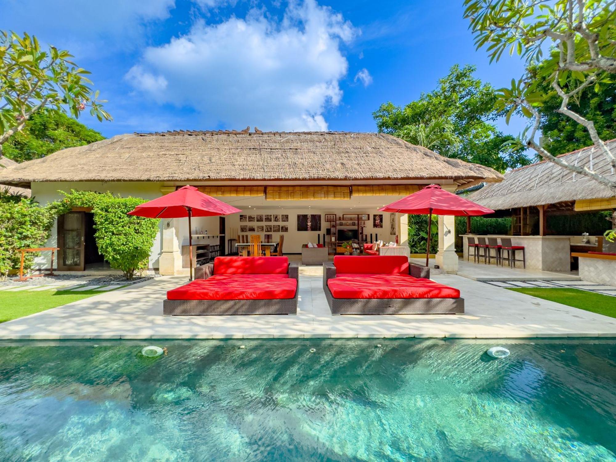 Villa Bugis Seminyak Δωμάτιο φωτογραφία