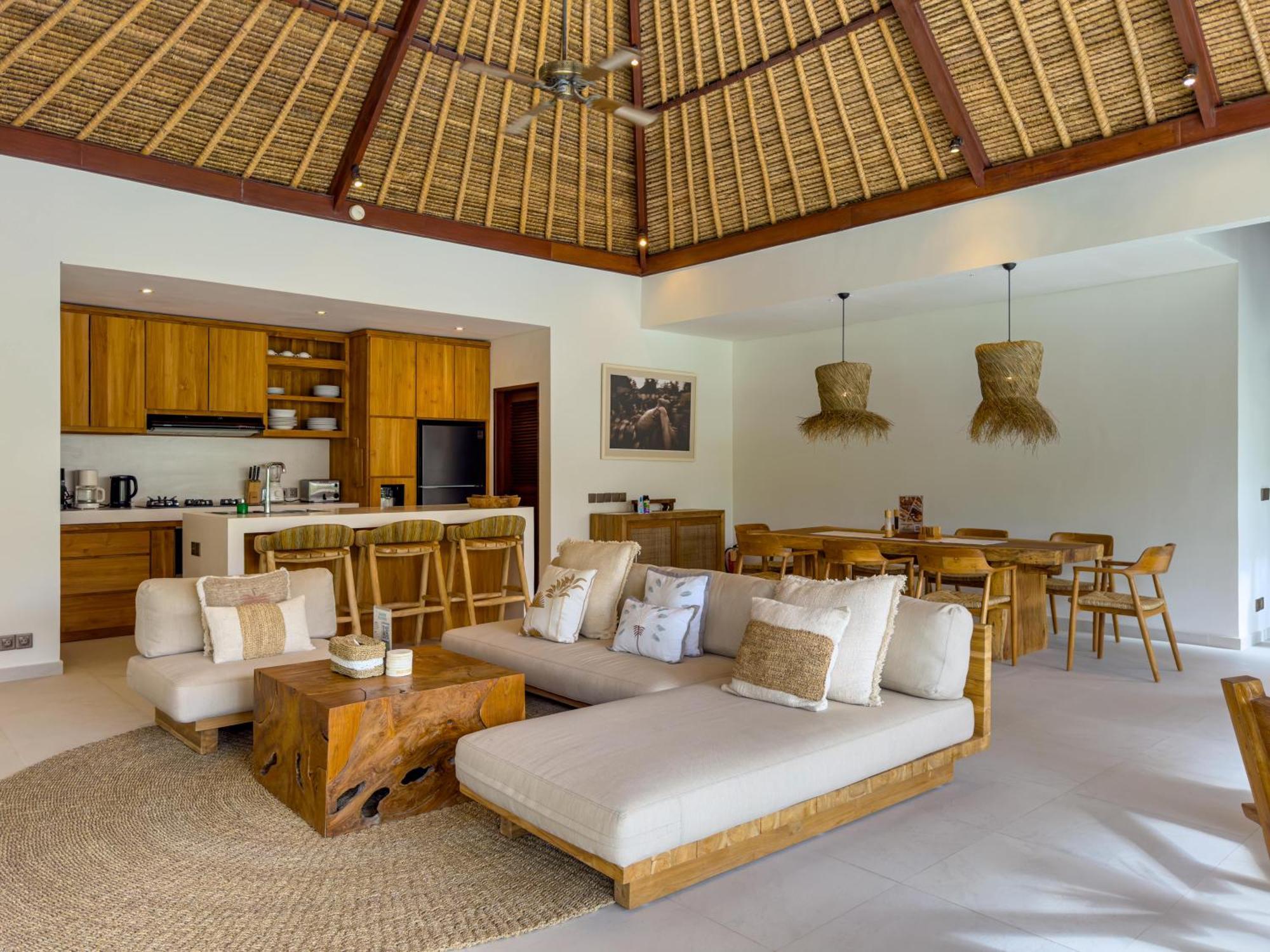Villa Bugis Seminyak Δωμάτιο φωτογραφία