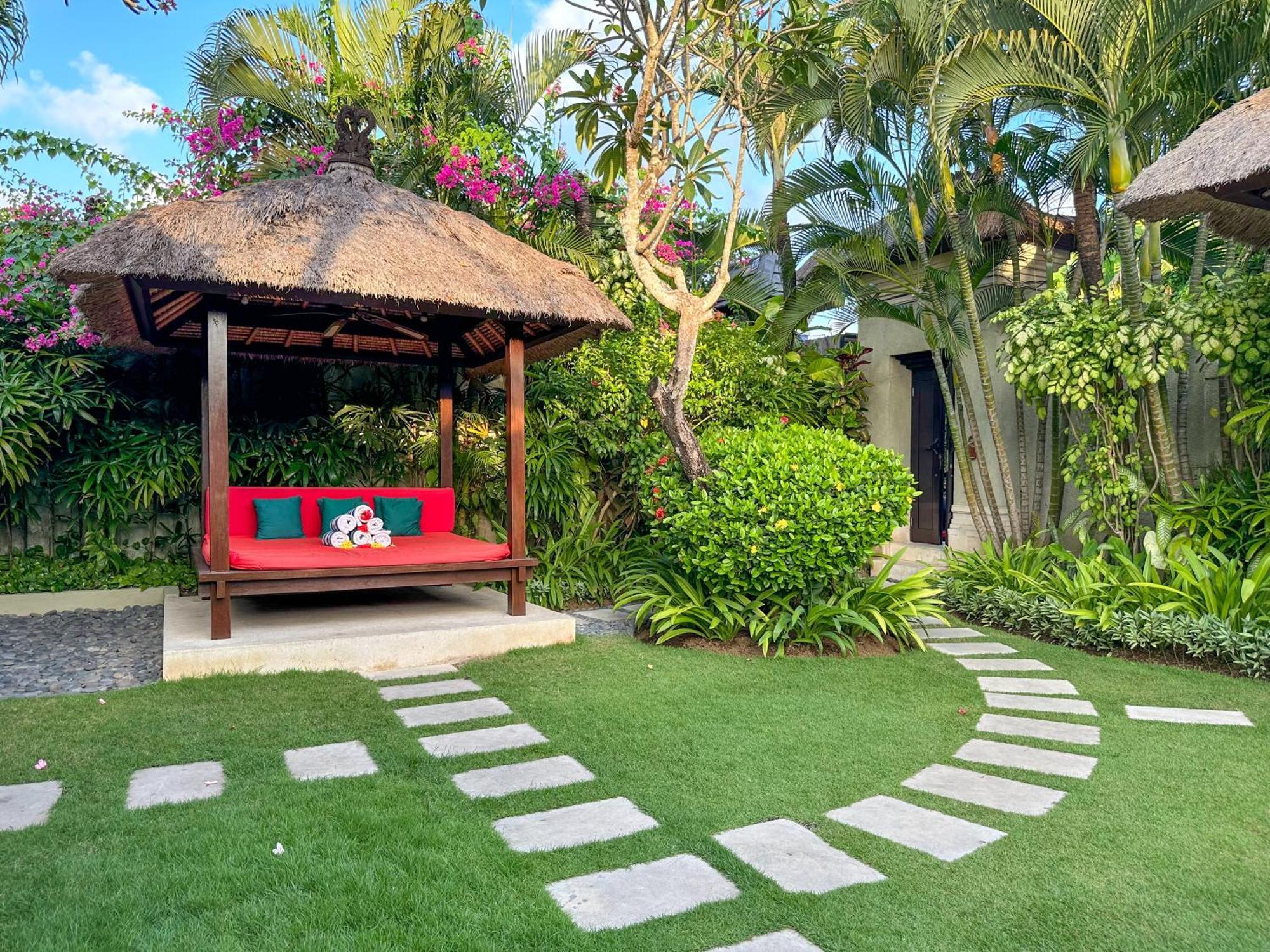 Villa Bugis Seminyak Εξωτερικό φωτογραφία